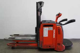 Gabelstapler gebraucht LINDE D 14 AP 133-01 ELEKTRO HOCHHUBWAGENFAHRERSTAND (13053512)