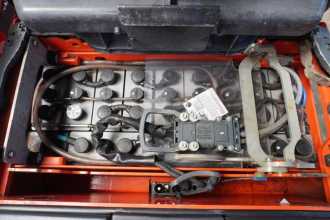 Gabelstapler gebraucht LINDE D 14 AP 133-01 ELEKTRO HOCHHUBWAGENFAHRERSTAND (13053512)