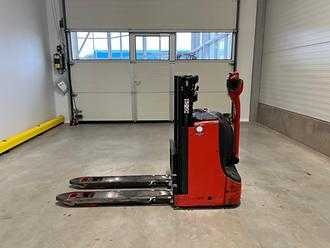 Gabelstapler gebraucht LINDE D06 ELEKTRO HOCHHUBWAGENMANUELLELEKTRISCH (13046943)