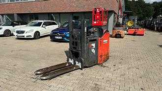Gabelstapler gebraucht LINDE D12 HP SP ELEKTRO HOCHHUBWAGENFAHRERSTAND (13067773) backdrop