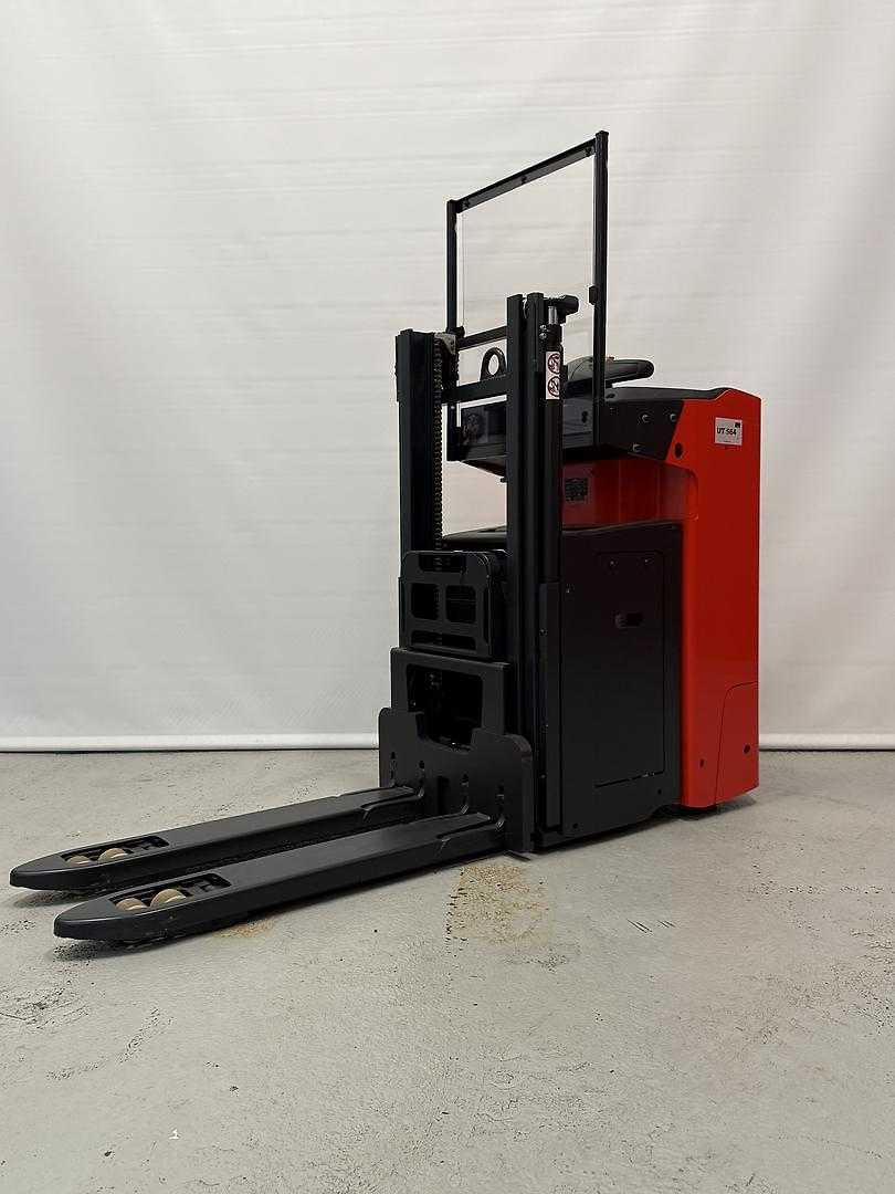 Gabelstapler gebraucht LINDE D12 SF - 770mm ELEKTRO HOCHHUBWAGENFAHRERSTAND (12873411)