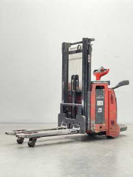 Gabelstapler gebraucht LINDE D12AP-133 ELEKTRO HOCHHUBWAGENDEICHSEL (13067175) backdrop