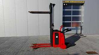 Gabelstapler gebraucht LINDE D12HPAP ELEKTRO HOCHHUBWAGENDEICHSEL (13015636)