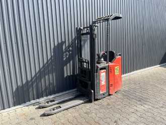 Gabelstapler gebraucht LINDE D14SP ELEKTRO HOCHHUBWAGENFAHRERSTAND (13065376) backdrop