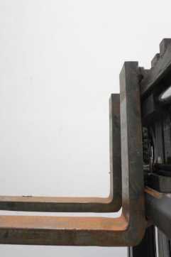 Gabelstapler gebraucht LINDE E 16 EVO 386-02 ELEKTRO DREIRADFRONTSTAPLER (13039583)