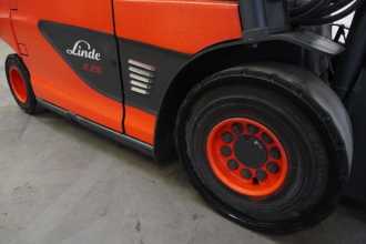 Gabelstapler gebraucht LINDE E 25 387 ELEKTRO VIERRADFRONTSTAPLER (13021974)