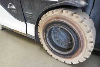 Gabelstapler gebraucht LINDE E 30/600 HL 387 ELEKTRO VIERRADFRONTSTAPLER (12986159)