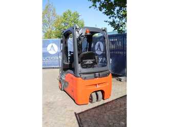 Gabelstapler gebraucht LINDE E14-02 ELEKTRO VIERRADFRONTSTAPLER (13041248)