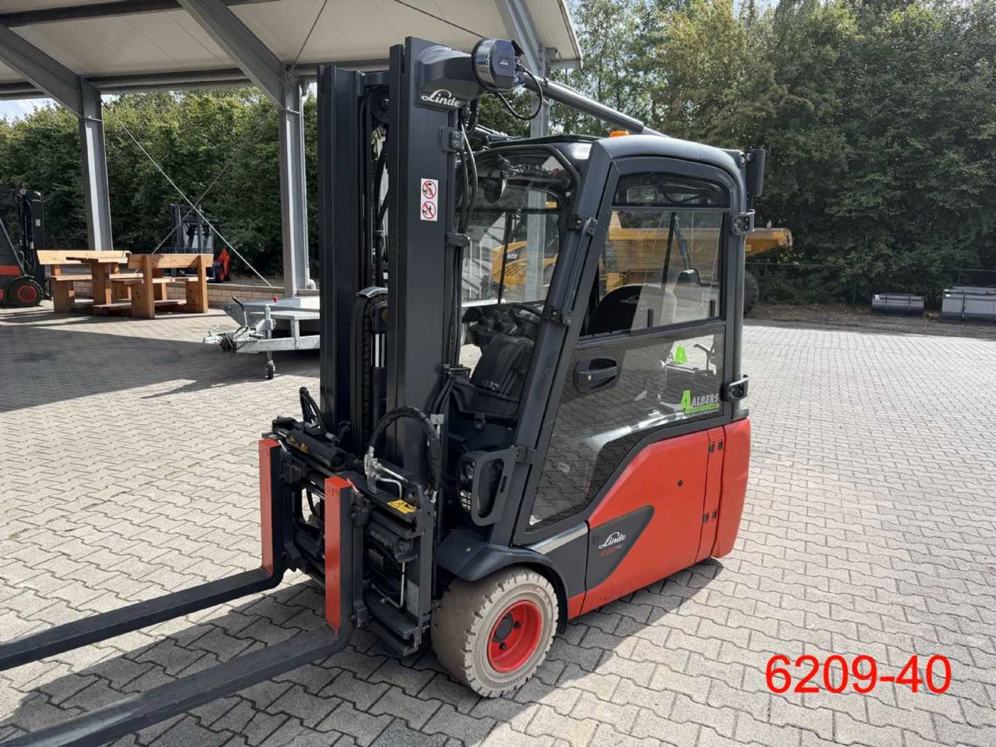 Gabelstapler gebraucht LINDE E20L-02 ELEKTRO DREIRADFRONTSTAPLER (13068097)
