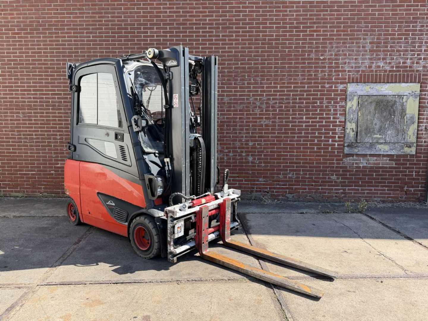 Gabelstapler gebraucht LINDE E20PHL-02 ELEKTRO VIERRADFRONTSTAPLER (13062700)