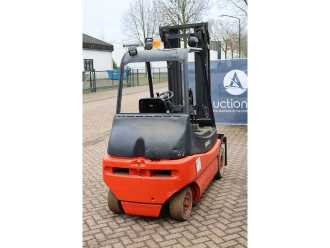 Gabelstapler gebraucht LINDE E30-01 ELEKTRO VIERRADFRONTSTAPLER (13041364)