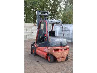 Gabelstapler gebraucht LINDE E30-02 ELEKTRO VIERRADFRONTSTAPLER (13041186)