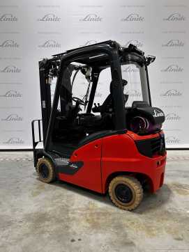 Gabelstapler gebraucht LINDE H 14 T: 1,4 t GAS VIERRADFRONTSTAPLER (13074306) backdrop