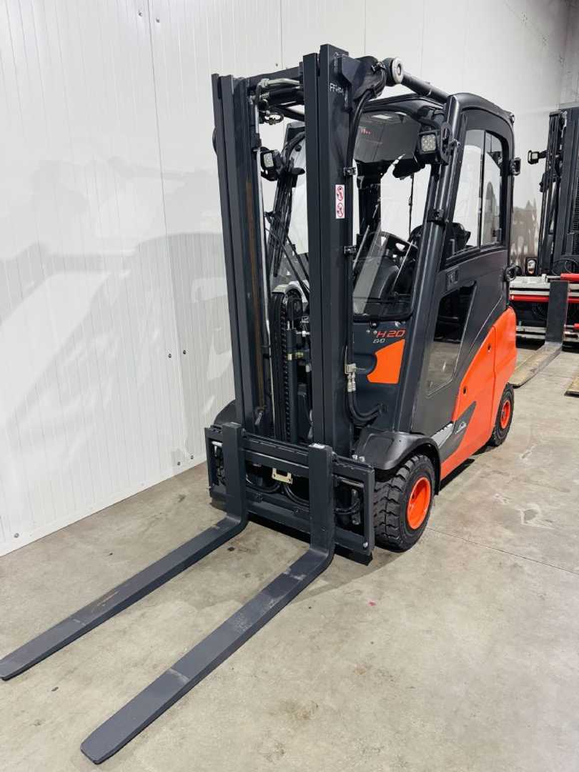 Gabelstapler gebraucht LINDE H 20 T-01 EVO Triplex Kabine GAS VIERRADFRONTSTAPLER (13073826)