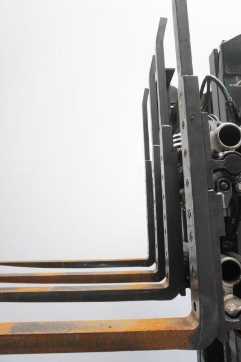 Gabelstapler gebraucht LINDE H 30 T 1202 GAS VIERRADFRONTSTAPLER (13053522)