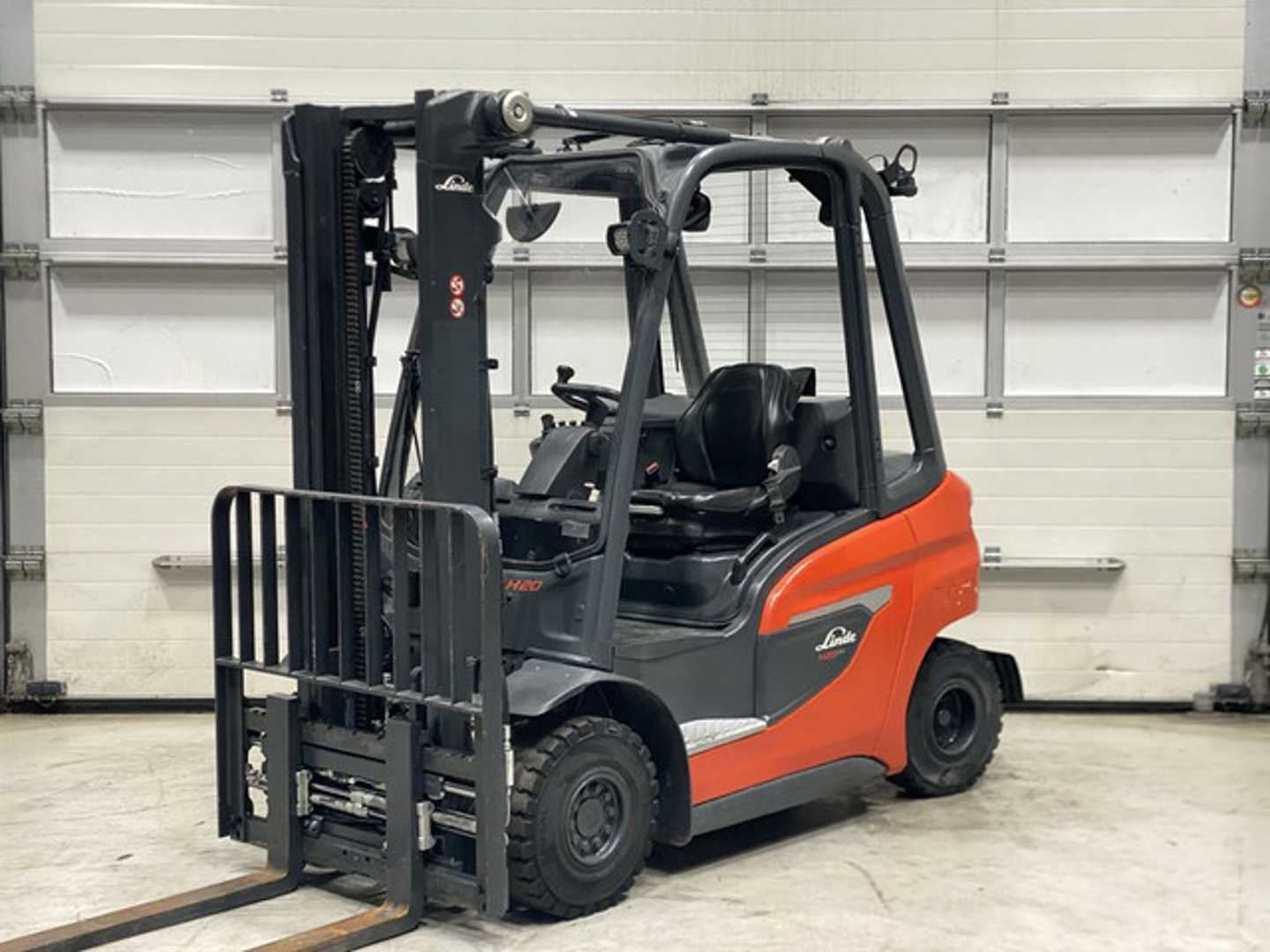 Gabelstapler gebraucht LINDE H20D-01/600 DIESEL VIERRADFRONTSTAPLER (12995348)