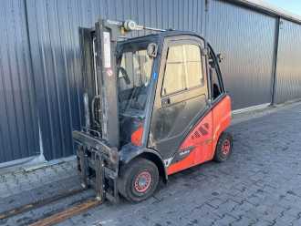 Gabelstapler gebraucht LINDE H20T-02/600 GAS VIERRADFRONTSTAPLER (13034469) backdrop