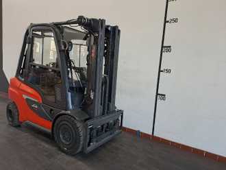 Gabelstapler gebraucht LINDE H30 D: 3,0t (EU5) DIESEL VIERRADFRONTSTAPLER (13041506)