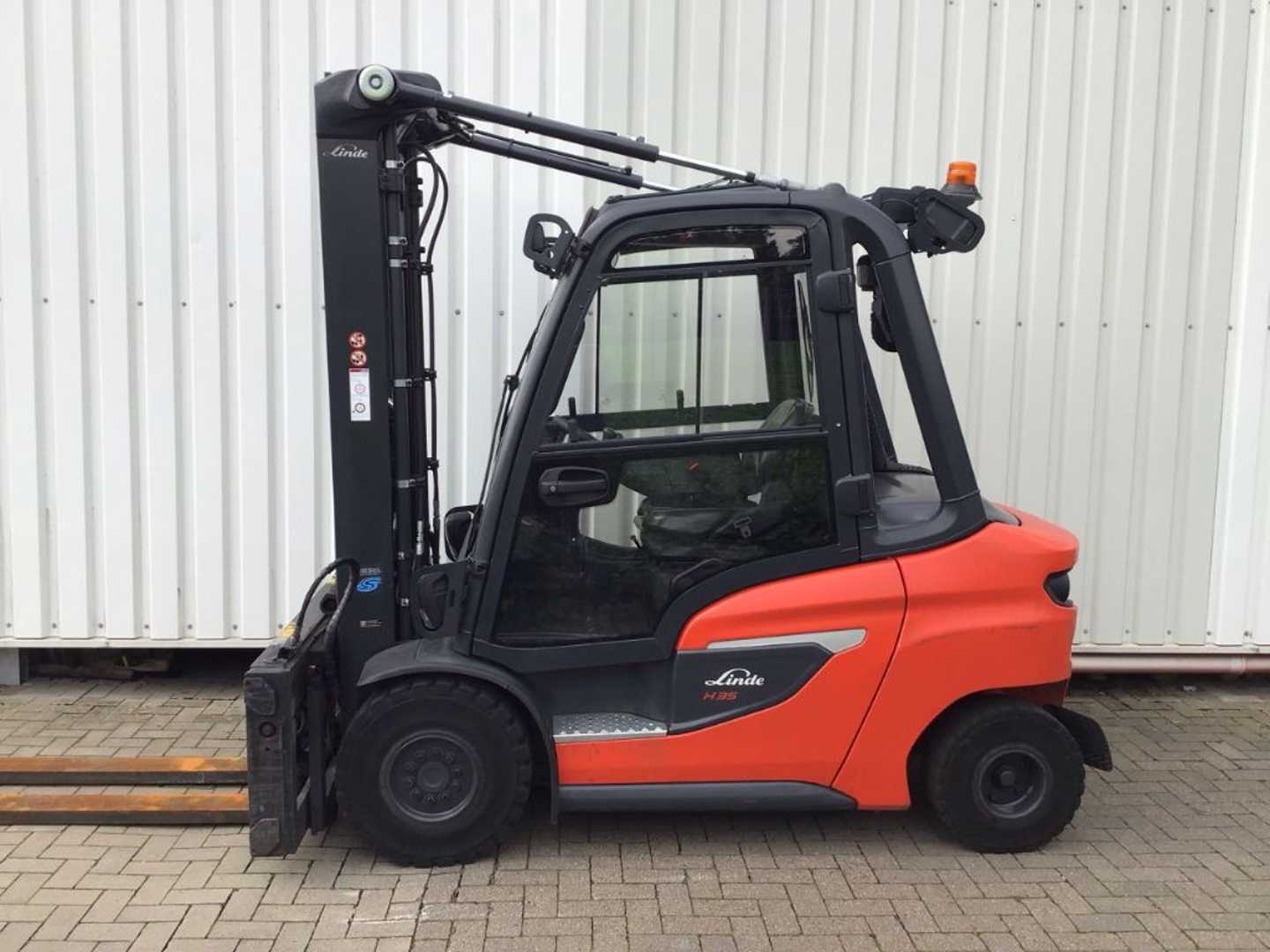 Gabelstapler gebraucht LINDE H35D-01 BR1202 DIESEL VIERRADFRONTSTAPLER (13070523)