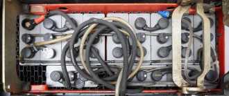 Gabelstapler gebraucht LINDE L 12 L SP 133 ELEKTRO HOCHHUBWAGENFAHRERSTAND (12940002)