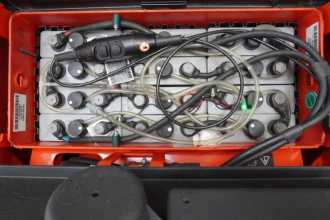 Gabelstapler gebraucht LINDE L 14 1173 ELEKTRO HOCHHUBWAGENDEICHSEL (13070902)