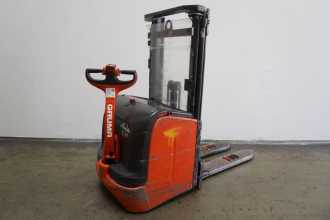 Gabelstapler gebraucht LINDE L 14 372-03 ELEKTRO HOCHHUBWAGENDEICHSEL (13071118) backdrop