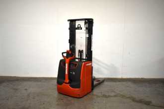 Gabelstapler gebraucht LINDE L 16 1173 ELEKTRO HOCHHUBWAGENDEICHSEL (13075723) backdrop