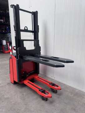 Gabelstapler gebraucht LINDE L 16 i ELEKTRO HOCHHUBWAGENDEICHSEL (13045197)