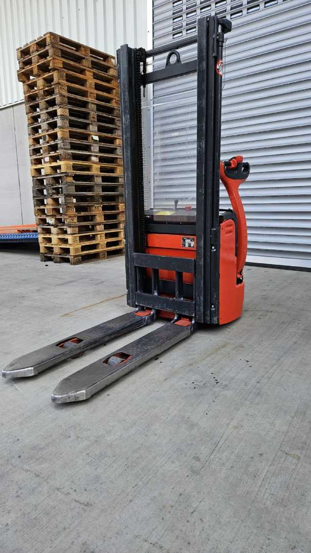 Gabelstapler gebraucht LINDE L10 ELEKTRO HOCHHUBWAGENDEICHSEL (13058414)