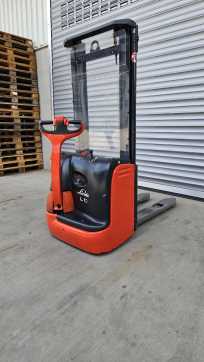 Gabelstapler gebraucht LINDE L10 ELEKTRO HOCHHUBWAGENDEICHSEL (13058414)