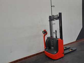 Gabelstapler gebraucht LINDE L10 ELEKTRO HOCHHUBWAGENDEICHSEL (13073580)