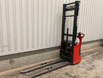 Gabelstapler gebraucht LINDE L12 BR1172 1800mm Gabelz ELEKTRO HOCHHUBWAGENDEICHSEL (13067046)