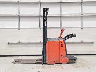 Gabelstapler gebraucht LINDE L12 L AP ELEKTRO HOCHHUBWAGENDEICHSEL (13074788)