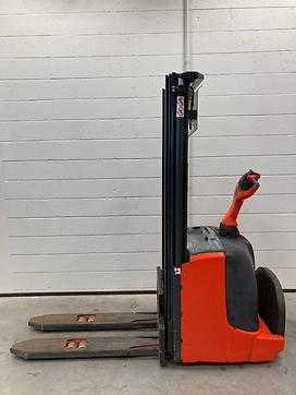 Gabelstapler gebraucht LINDE L14P/1169 ELEKTRO HOCHHUBWAGENFAHRERSTAND (12818957) backdrop