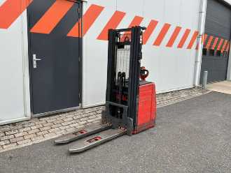 Gabelstapler gebraucht LINDE L16 ELEKTRO HOCHHUBWAGENDEICHSEL (13063902) backdrop