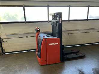 Gabelstapler gebraucht LINDE L20i ELEKTRO HOCHHUBWAGENDEICHSEL (12970479) backdrop