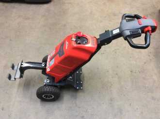 Gabelstapler gebraucht LINDE MP13 ELEKTRO SCHLEPPER (12338085) backdrop