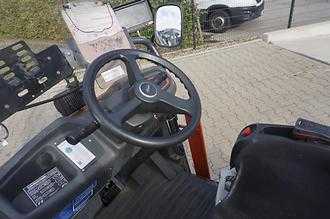 Gabelstapler gebraucht LINDE P 80 - Guter Zustand ELEKTRO SCHLEPPER (13064804)