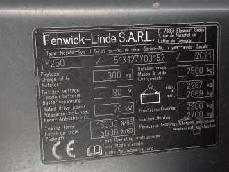 Gabelstapler gebraucht LINDE P250 ELEKTRO SCHLEPPER (13073606)