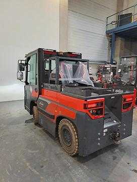 Gabelstapler gebraucht LINDE P250 SWB ELEKTRO SCHLEPPER (13052869)