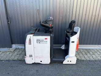 Gabelstapler gebraucht LINDE P50C ELEKTRO SCHLEPPER (13068310)