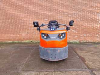 Gabelstapler gebraucht LINDE P80 ELEKTRO SCHLEPPER (13022833)