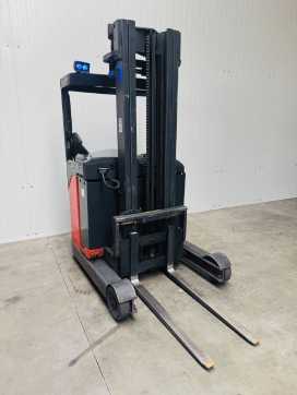 Gabelstapler gebraucht LINDE R 14 Triplex Batterie Bj.2025 ELEKTRO SCHUBMASTSTAPLER (13075894)