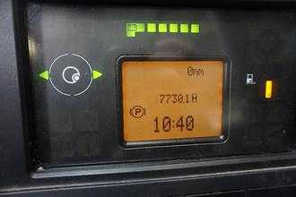 Gabelstapler gebraucht LINDE R 16HD-01 - 8.250mm Hubhöhe ELEKTRO SCHUBMASTSTAPLER (13033761)