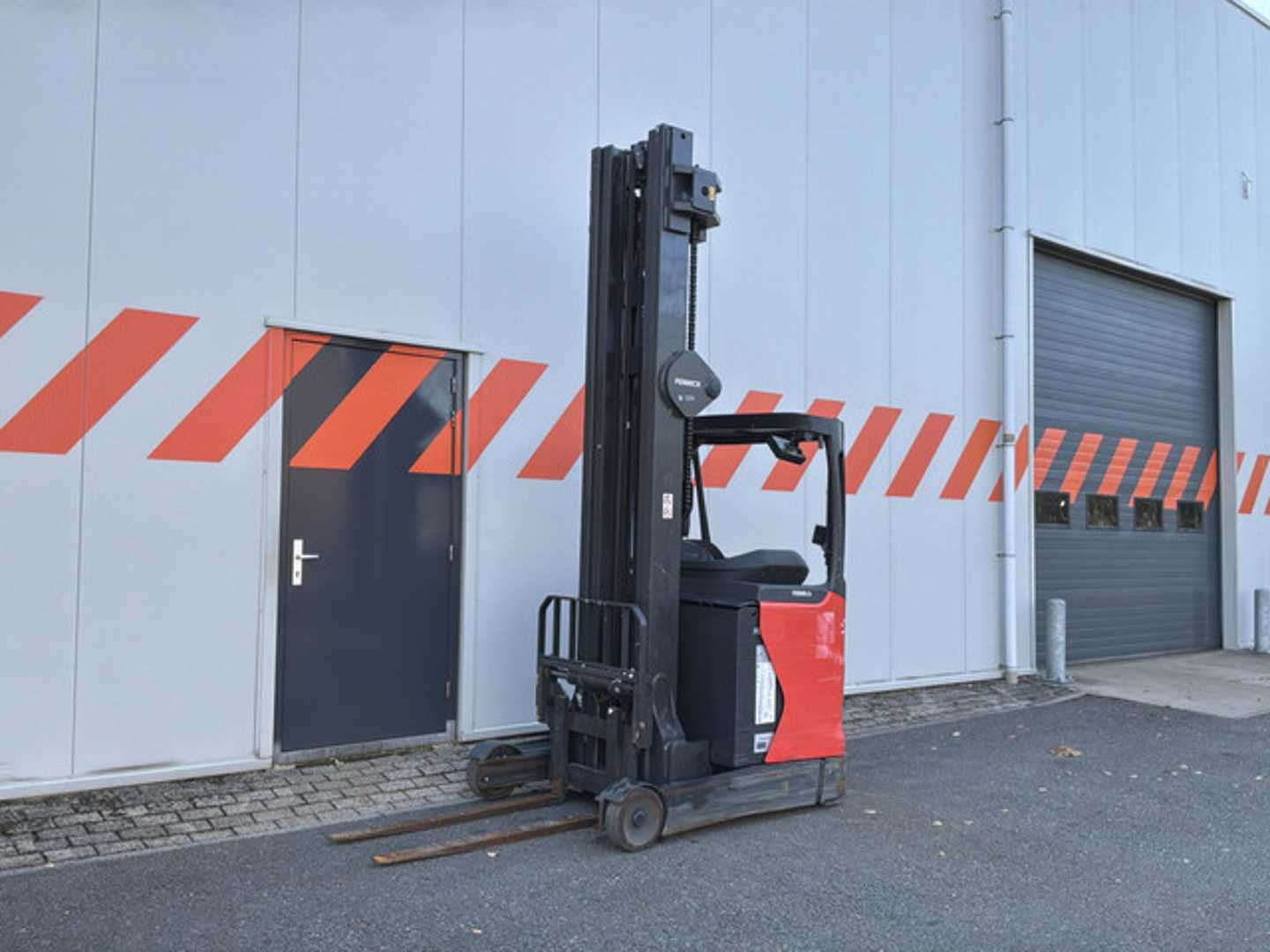 Gabelstapler gebraucht LINDE R14HD-01 ELEKTRO SCHUBMASTSTAPLER (13075309)