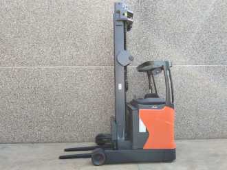 Gabelstapler gebraucht LINDE R16HD ELEKTRO SCHUBMASTSTAPLER (13067391)