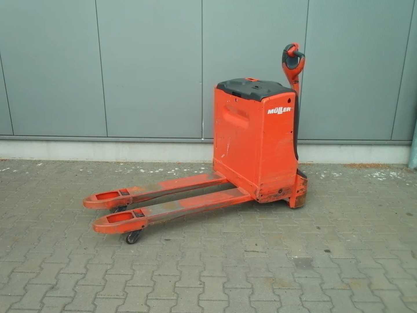 Gabelstapler gebraucht LINDE T 16 ELEKTRO NIEDERHUBWAGENDEICHSEL (13065827)