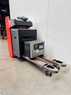 Gabelstapler gebraucht LINDE T 20 SF Batterie Bj.24 ELEKTRO NIEDERHUBWAGENDEICHSEL (13061812)