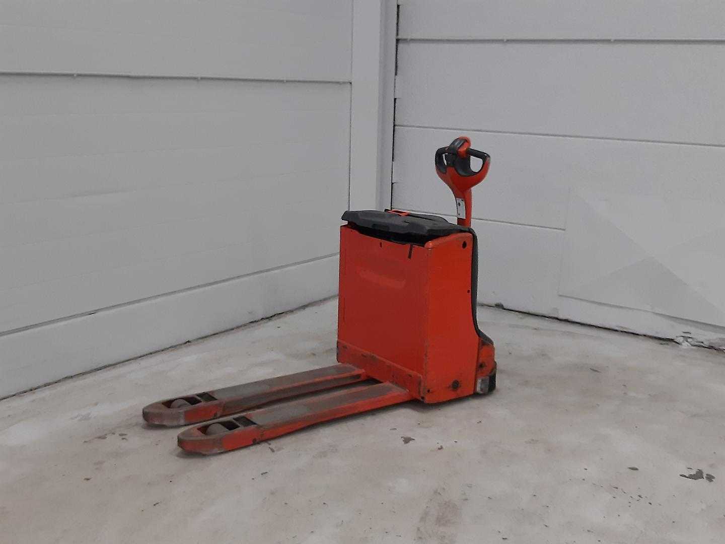 Gabelstapler gebraucht LINDE T16 ELEKTRO NIEDERHUBWAGENDEICHSEL (13009884)