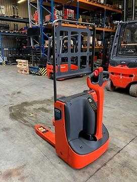 Gabelstapler gebraucht LINDE T16 ION 800 mm Gabelzinken ELEKTRO NIEDERHUBWAGENDEICHSEL (12938717)